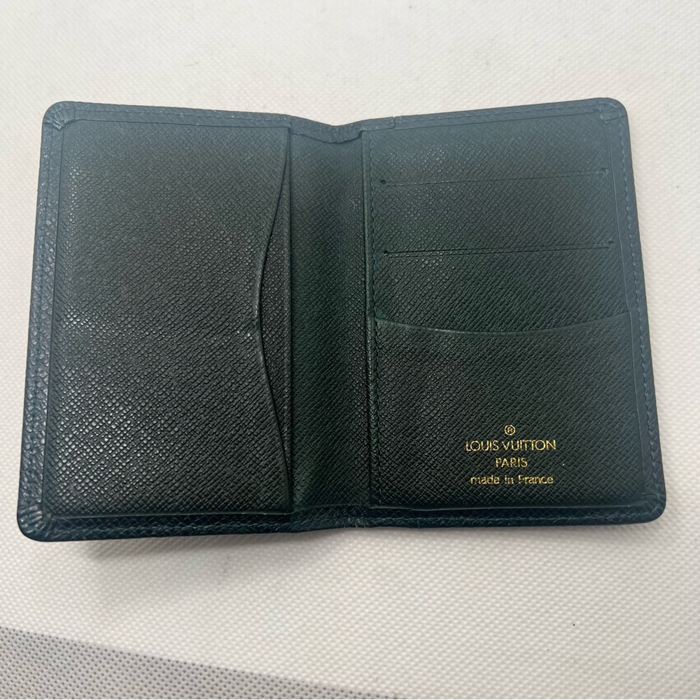 Louis Vuitton LV Taiga Pocket Organizer - Picture 3 of 10